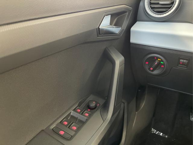 Seat / Arona / Grau / / / AHK+5JahrGarantie+Sitzheiz+Climatronic