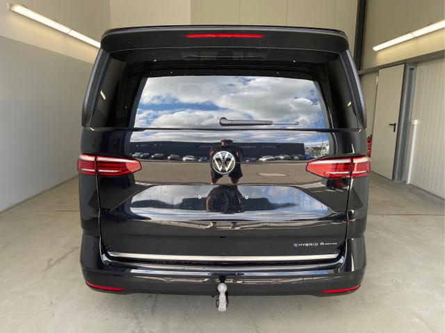 Volkswagen / T7 Multivan / Schwarz / / / 245PS DSG 4Motion Leder+AHK+7 Sitze