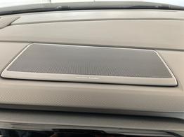 Volkswagen T7 Multivan Style eHybrid 4Motion Leder+AHK+7Sitz+Pano+Navi+HeadUp+360°+Harman+19Zoll+DCC 