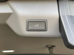 Volkswagen T7 Multivan Style eHybrid 4Motion Leder+AHK+7Sitz+Pano+Navi+HeadUp+360°+Harman+19Zoll+DCC 