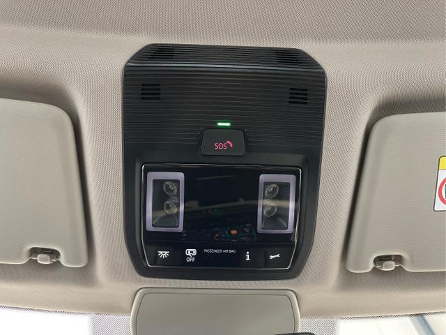 Volkswagen / T7 Multivan / Grau / / / 245PS DSG 4Motion eHybrid Kamera+AHK