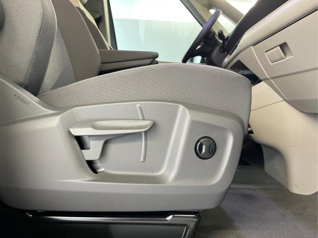 Volkswagen / T7 Multivan / Grau / / / 245PS DSG 4Motion eHybrid Kamera+AHK