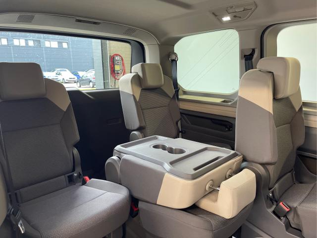 Volkswagen / T7 Multivan / Grau / / / 245PS DSG 4Motion eHybrid Kamera+AHK