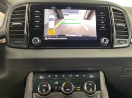 Skoda Karoq Selection 150PS DSG AHK+Kessy+Kamera+eHeck+Sitzheiz 