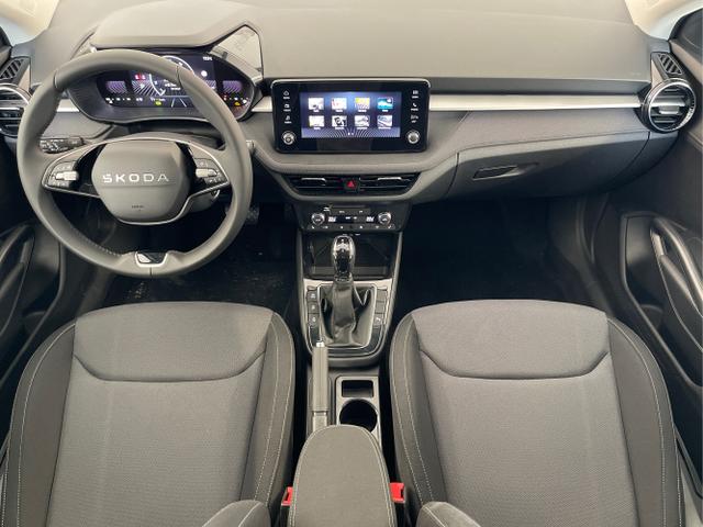 Skoda / Fabia / Grau / / / 115PS DSG Alu+AHK+Kessy+Kamera+GV5