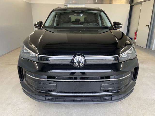Volkswagen / Tiguan / Schwarz / / / 150PS DSG 360°Kamera