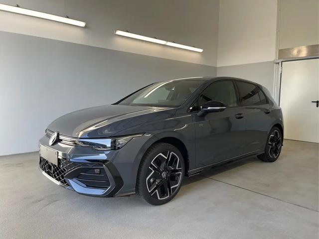 VW Golf Facelift als EU-Neuwagen bei Automarkt Dinser