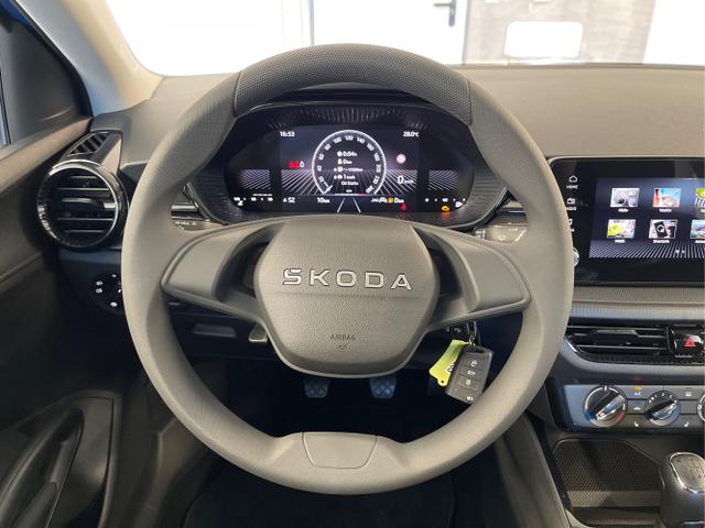 Skoda / Fabia / Grau / / / 115PS App Connect