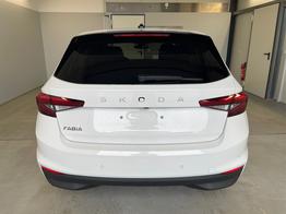 Skoda Fabia Selection 115PS DSG Alu+AHK+Kessy+Kamera+GV5+Sitzheiz 