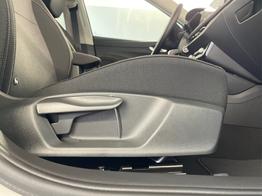 Skoda Fabia Selection 115PS DSG Alu+AHK+Kessy+Kamera+GV5+Sitzheiz 