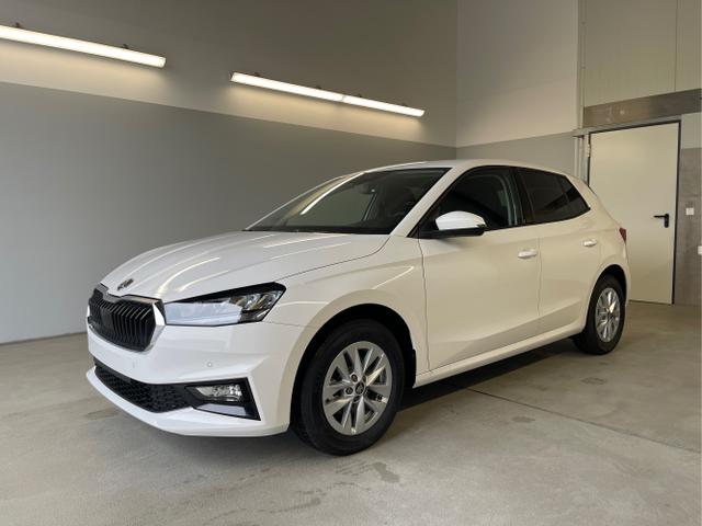 Skoda Fabia - Selection 115PS DSG Alu+AHK+Kessy+Kamera+GV5+Sitzheiz
