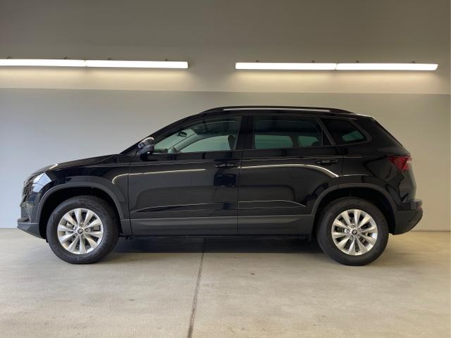 Skoda / Karoq / Schwarz / / / 150PS DSG Navi+ACC+AHK+Kessy+Kamera+Sitzheiz