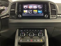 Skoda Karoq Selection 150PS DSG Navi+ACC+AHK+Kessy+Kamera+Sitzheiz 