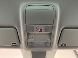 Skoda Karoq Selection 150PS DSG Navi+ACC+AHK+Kessy+Kamera+Sitzheiz 