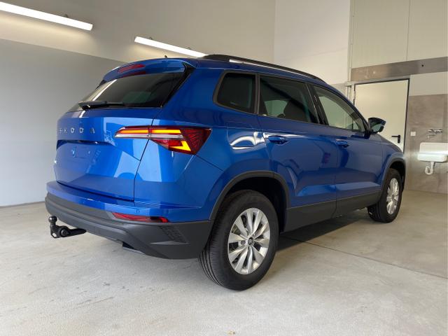 Skoda / Karoq / Blau / / / 150PS DSG Navi+ACC+AHK+Kessy+Kamera+Sitzheiz