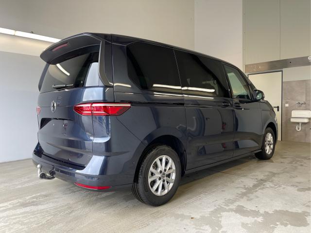 Volkswagen / T7 Multivan / Hellblau / / / TDI AHK+Navi