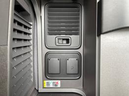 Volkswagen T7 California Beach Camper TDI AHK+Navi+Standheizung 