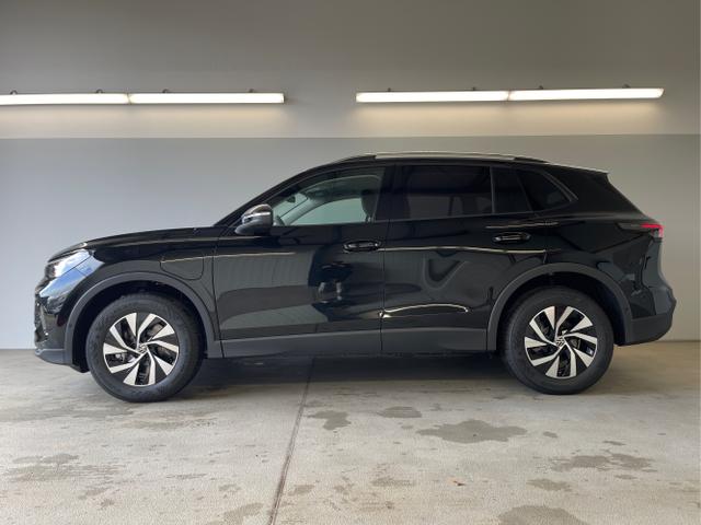 Volkswagen / Tiguan / Schwarz / / / eHybrid DSG 360°+Navi+Kessy+AHK