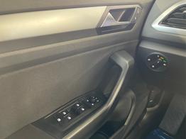 Volkswagen T-Roc LIFE 150PS DSG AHK+Kessy+Kamera+ACC+Sitzheiz+Navi+IQ.Drive 