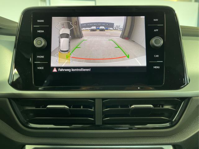 Volkswagen / T-Roc / Grau / / / 150PS DSG AHK+Kessy+Kamera+ACC