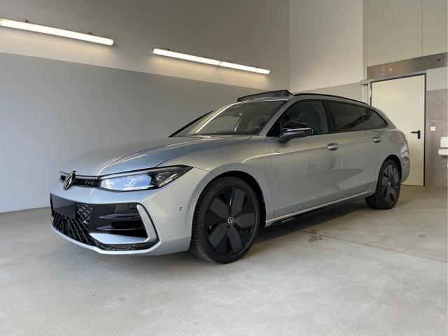 Volkswagen Passat Variant - R-Line 265PS 4M AHK+DCC+Pano+Harman+Stdhz+Leder+Alu19+IQ.Drive+Black+HUD