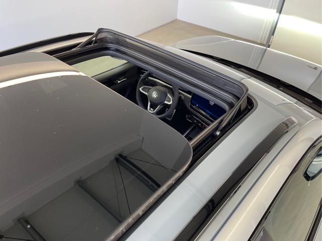 Volkswagen / Passat Variant / Silber / / / 265PS AHK+Pano+Harman Kardon