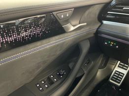 Volkswagen Passat Variant R-Line 265PS 4M AHK+DCC+Pano+Harman+Stdhz+Leder+Alu19+IQ.Drive+Black+HUD 