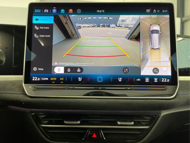Volkswagen / Passat Variant / Silber / / / 265PS AHK+Pano+Harman Kardon