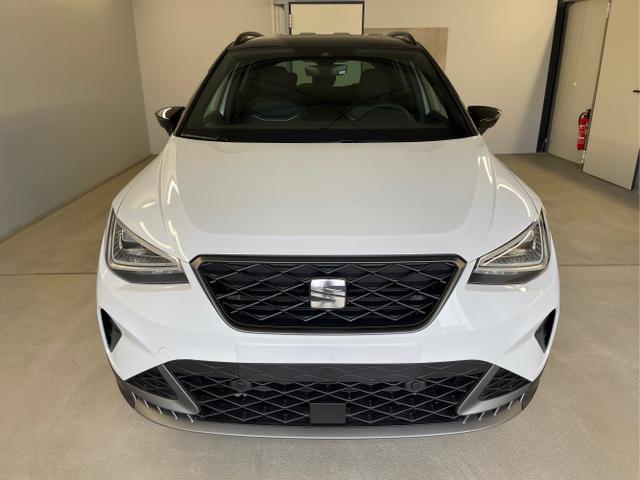 Seat / Arona / Weiß / / / 115PS DSG AHK+Kamera+ACC+VollLED+Sitzheizung
