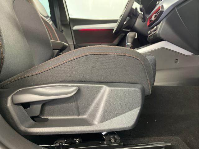 Seat / Arona / Weiß / / / 115PS DSG AHK+Kamera+ACC+VollLED+Sitzheizung