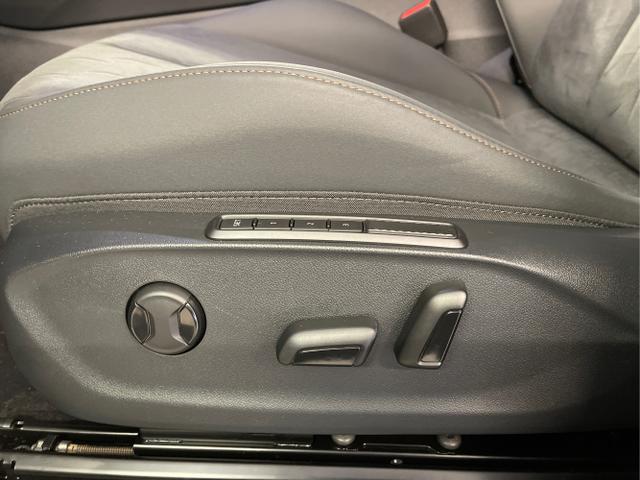 Cupra / Terramar / Schwarz / / / 4Drive Navi+HUD+Sennheiser+Alu20+Memory+eHeck+ACC+Keyless+DCC