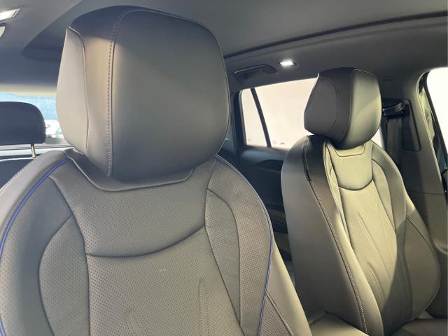 Volkswagen / Tiguan / Schwarz / / / 193PS TDI 4M Black+AHK+Stdhz+360°+Leder+IQ.Light+Drive+HUD+Harman+Pano