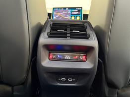 Volkswagen Tiguan R-Line 193PS TDI 4M Black+AHK+Stdhz+360°+Leder+IQ.Light+Drive+HUD+Harman+Pano 