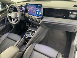 Volkswagen Tiguan R-Line 193PS TDI 4M Black+AHK+Stdhz+360°+Leder+IQ.Light+Drive+HUD+Harman+Pano 