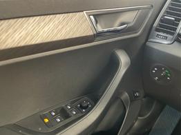 Skoda Karoq Selection 150PS TDI DSG 4x4 AHK+Navi+ACC+Kamera+Sitzheiz+eHeck+GV5 