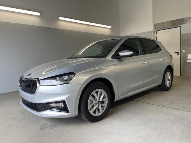 Skoda Fabia - Selection 115PS DSG Alu+AHK+Kessy+Kamera+GV5+Sitzheiz