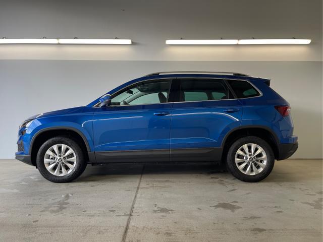 Skoda / Karoq / Blau / / / 150PS TSI DSG Navi+ACC+AHK+Kessy+Kamera+Sitzheiz+eHeck+GV5