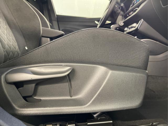 Skoda / Fabia / Weiß / / / Selection 115PS DSG Dynamic+Kamera+Kessy+Alu16+Sitzheiz+Climatronic+PDCvo+hi 