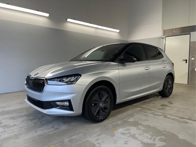 Skoda / Fabia / Blau / / / Selection 115PS DSG Dynamic+Kamera+Kessy+Alu16+Sitzheiz+Climatronic+PDCvo+hi 
