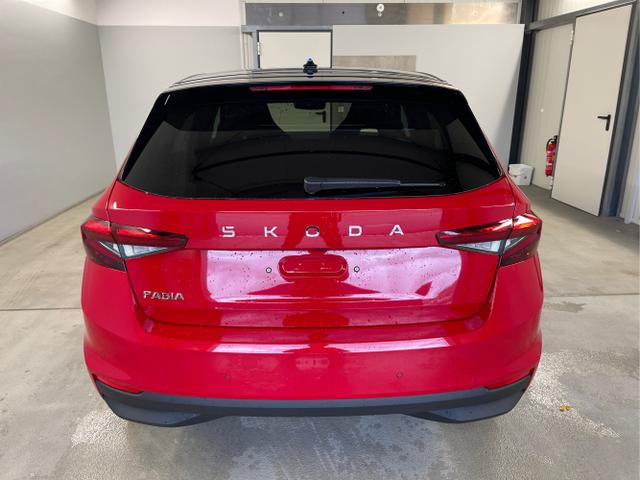 Skoda / Fabia / Rot / / / Selection 115PS DSG Dynamic+Kamera+Kessy+Alu16+Sitzheiz+Climatronic+PDCvo+hi 