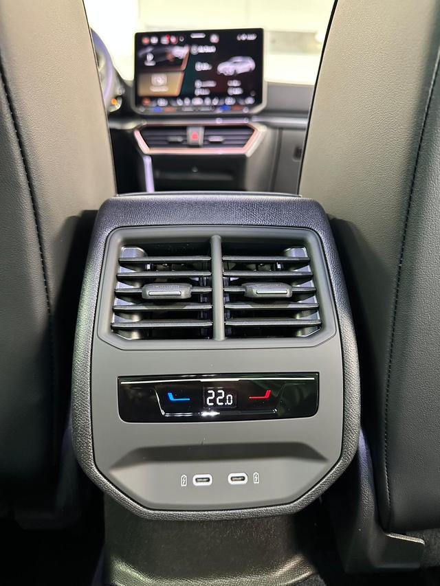 Cupra Leon ST 150PS eTSI DSG AHK+Edge+Kamera+IntelliDrive+Sitzheiz+Alu18+ACC 