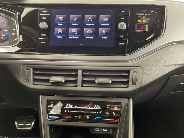 Volkswagen / Taigo / Grau / / / 115PS DSG Kessy+AHK+Navi