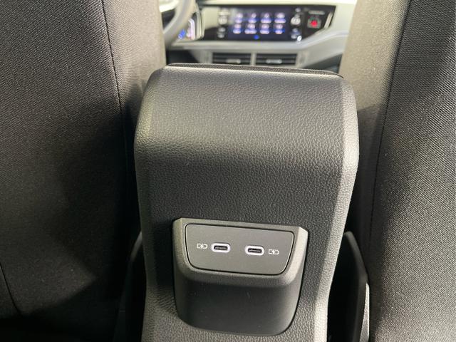 Volkswagen / Taigo / Grau / / / 115PS DSG Kessy+AHK+Navi