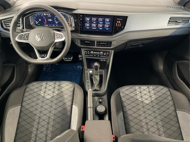 Volkswagen / Taigo / Silber / / / 150PS DSG Pano+IQ.Light+Discover Pro