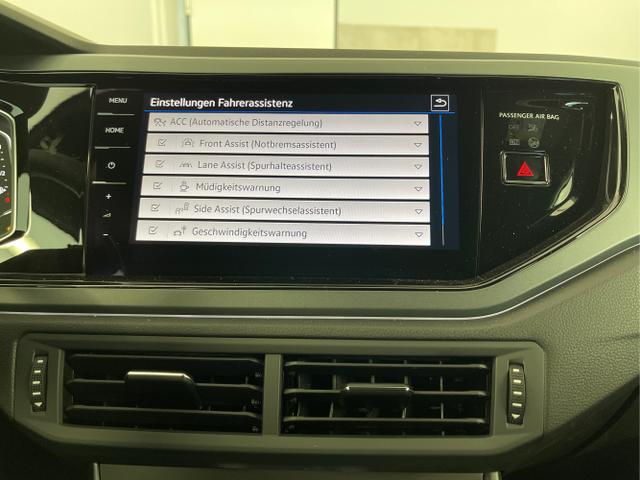 Volkswagen / Taigo / Silber / / / 150PS DSG Pano+IQ.Light+Discover Pro