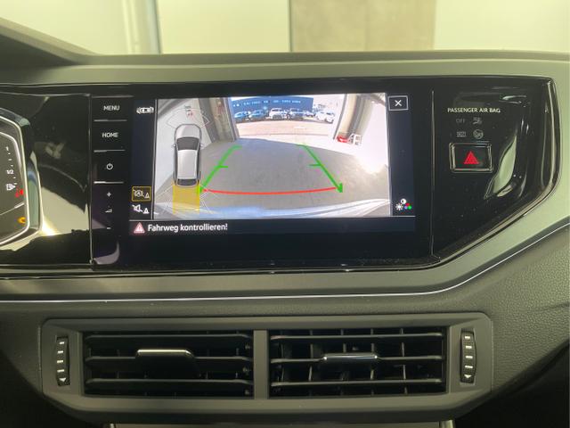 Volkswagen / Taigo / Silber / / / 150PS DSG Pano+IQ.Light+Discover Pro