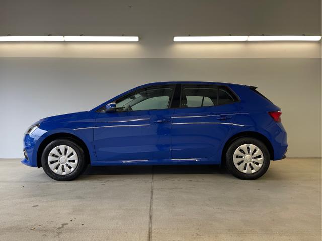 Skoda / Fabia / Blau / / / 95PS Sitzheizung+4 Jahre Garantie