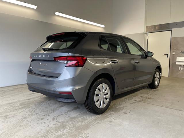 Skoda / Fabia / Grau / / / 95PS Sitzheizung+4 Jahre Garantie