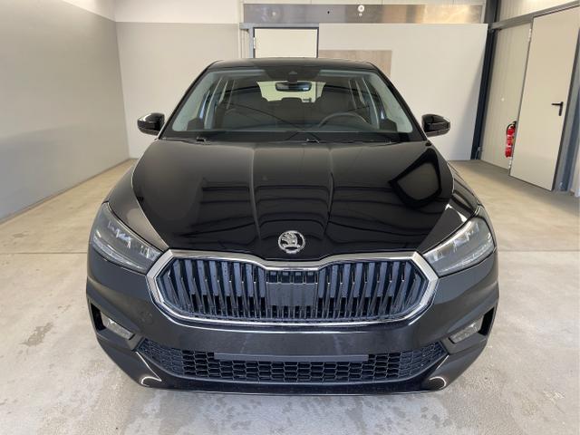 Skoda / Fabia / Schwarz / / / 95PS Sitzheizung+4 Jahre Garantie