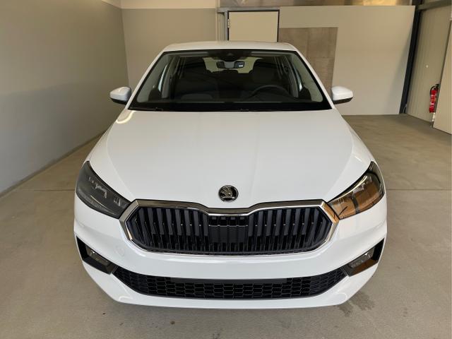 Skoda / Fabia / Weiß / / / 95PS Sitzheizung+App-Connect